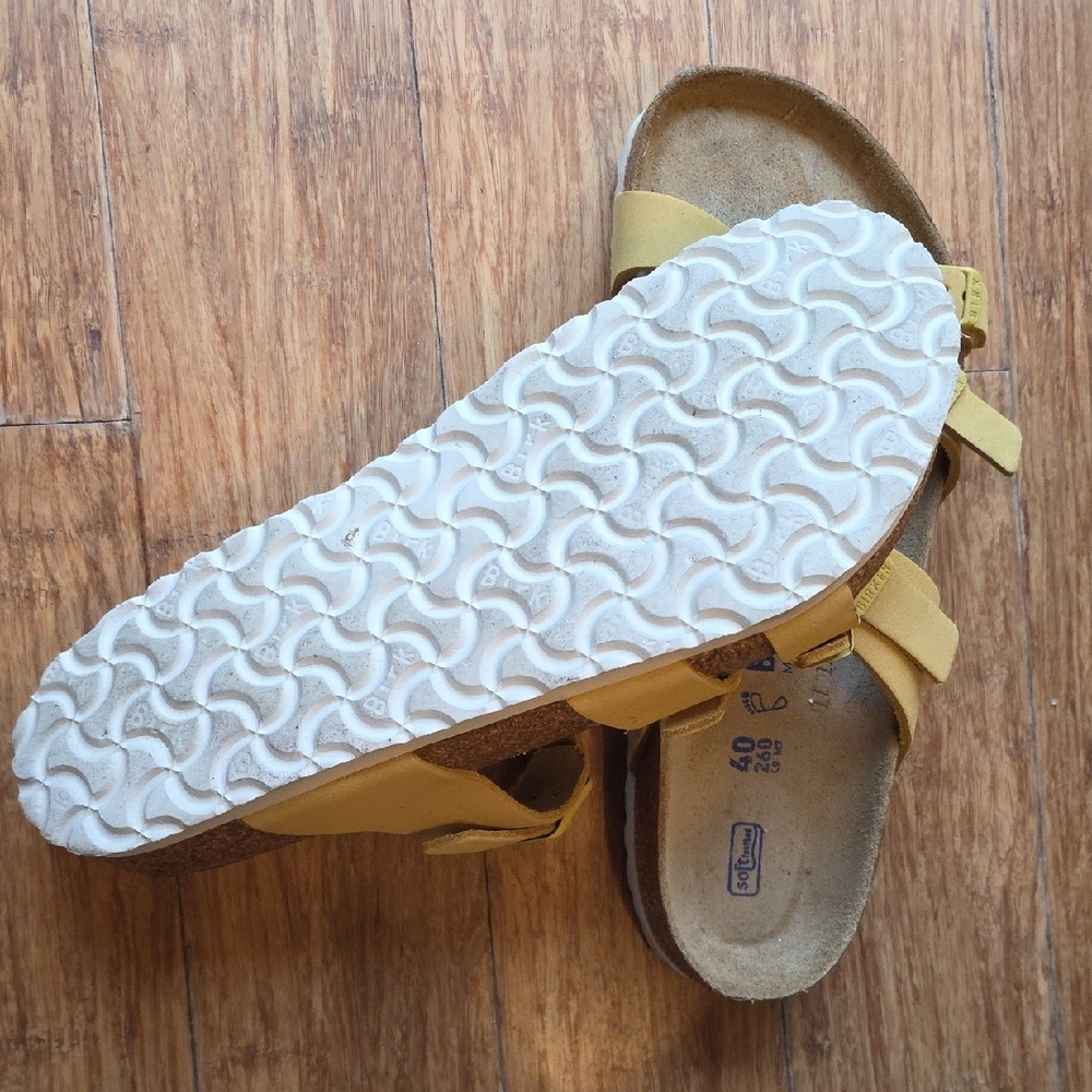 Birkenstock Butter Yellow Sandals - Picture 2 of 3